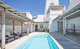 Renthousetinos